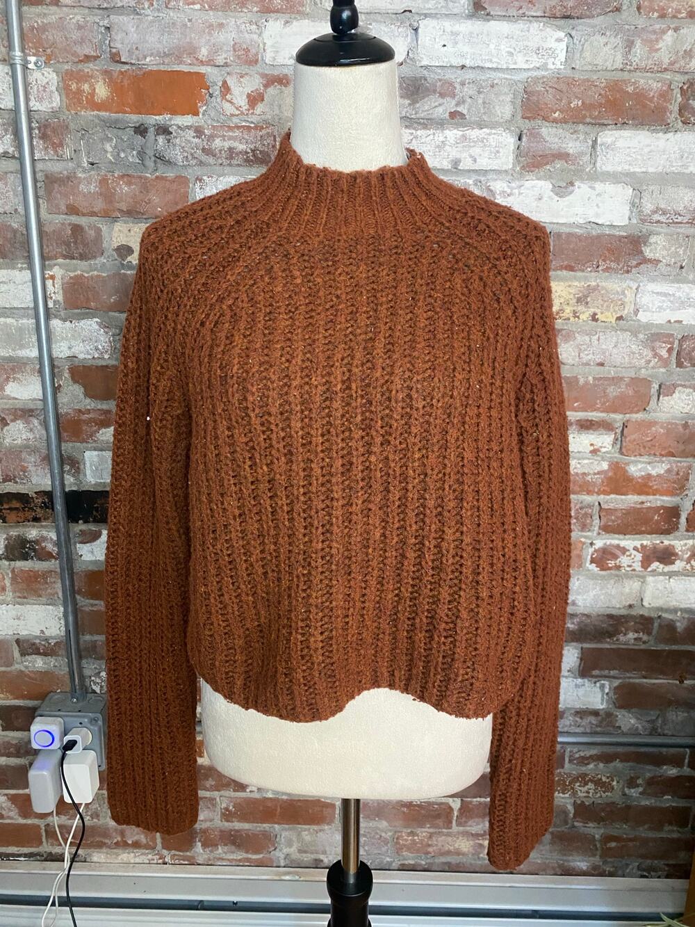 PINK ROSE Rust Orange Chunky Knit Mock Neck Crop Sweater Size M